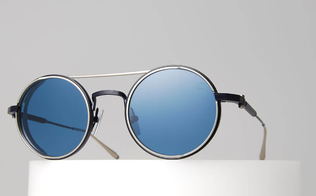 ERIS _ MATTE NAVY/BLK