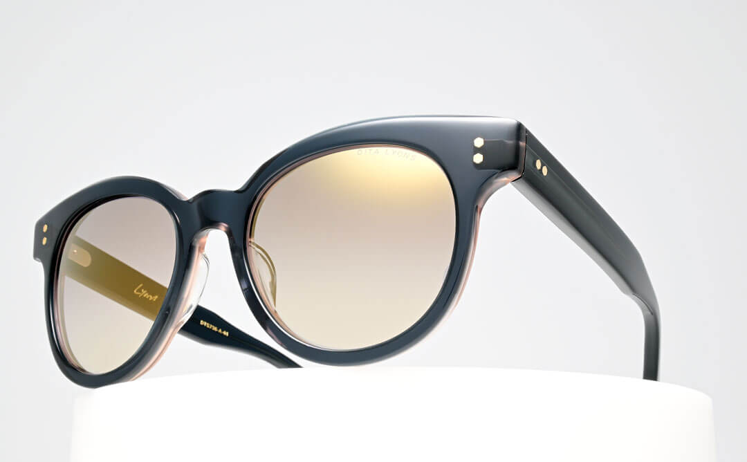 LYONS _ MIDNIGHT ROSE